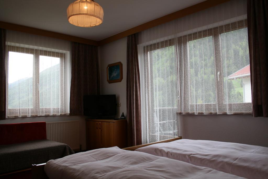 Bed and Breakfast Haus Oberland St. Anton am Arlberg Zewnętrze zdjęcie